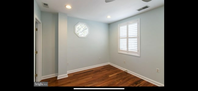 Building Photo - 1010 S Streeper St