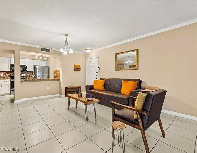 Building Photo - 3419 Winkler Ave