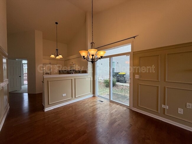 Building Photo - 2481 Hearthstone Dr