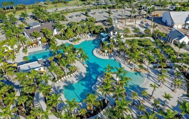 Building Photo - 14970 RedCove Pl