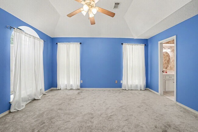 Building Photo - 14707 Treborway Dr