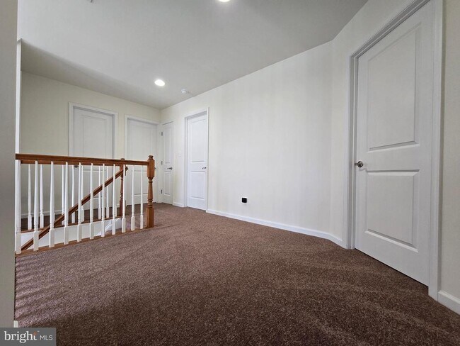Building Photo - 173 Heartleaf Ln