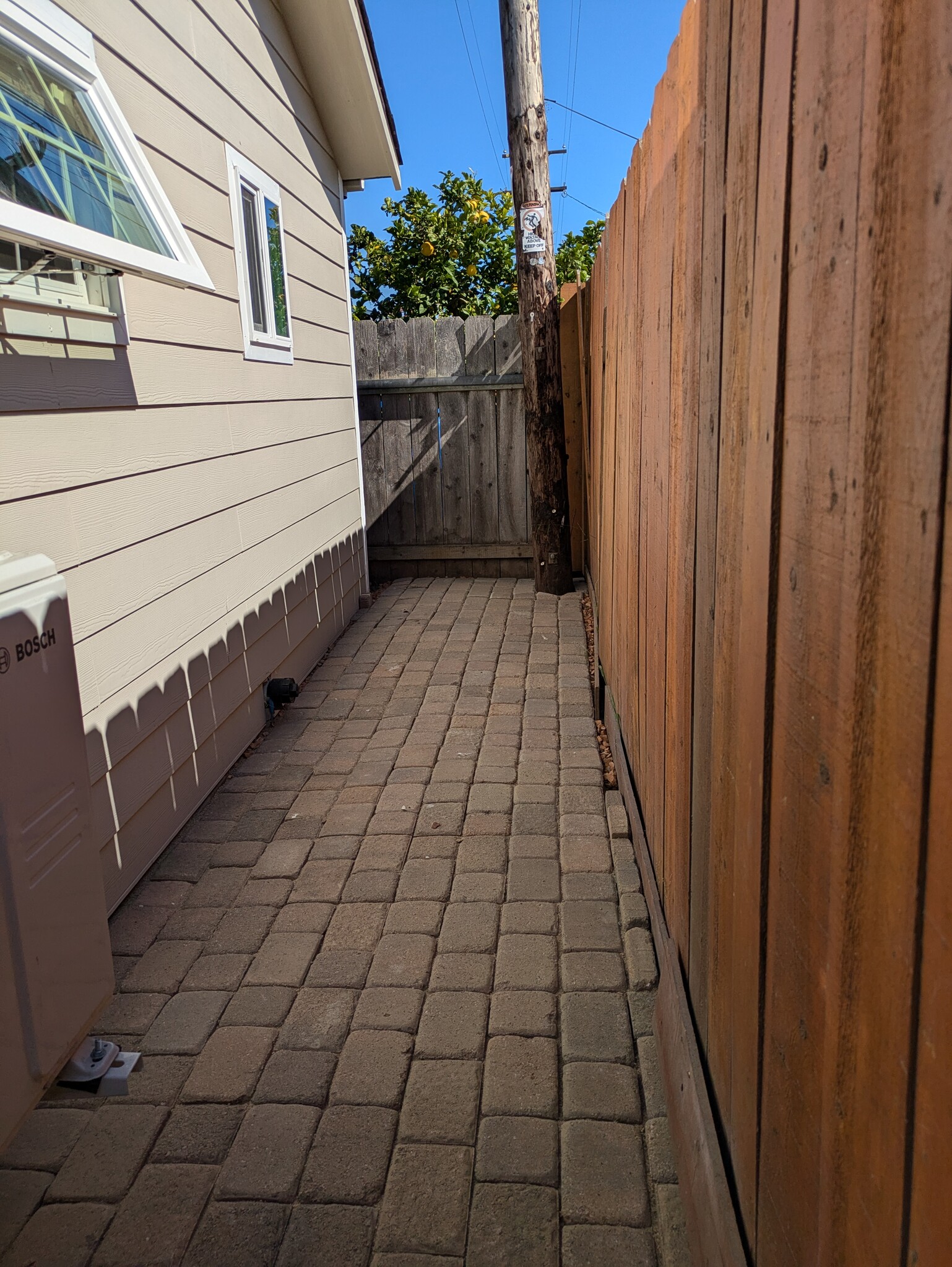 Outside storage area - 4250 E Overlook Dr