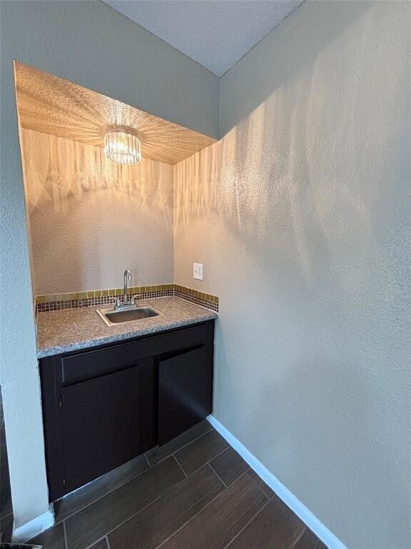 Building Photo - 12330 Wild Pine Dr