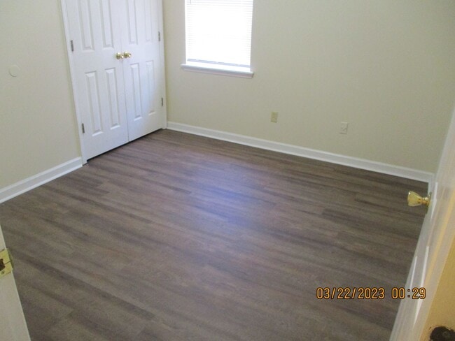 Building Photo - 3107 Fernridge Dr