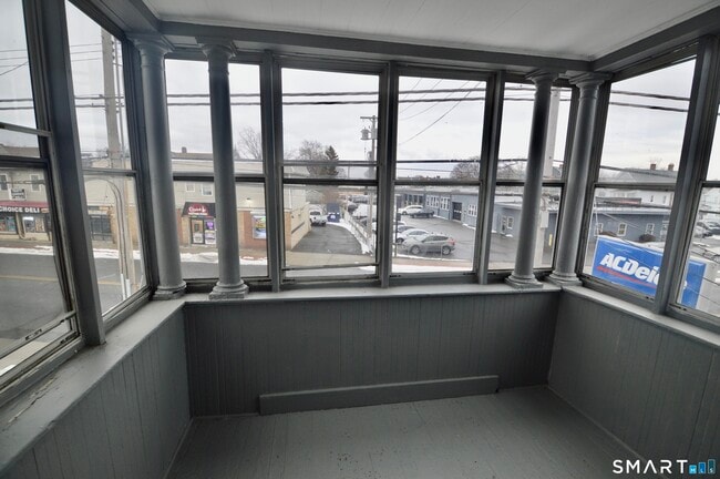 Building Photo - 994 Campbell Ave