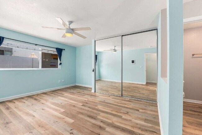 Building Photo - 6750 Beadnell Way
