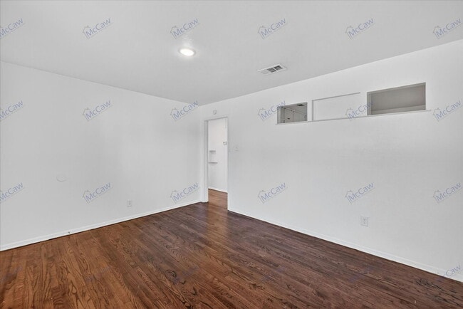 Building Photo - 2848 Beasley Dr