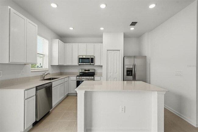 Building Photo - 6053 Zen Wy