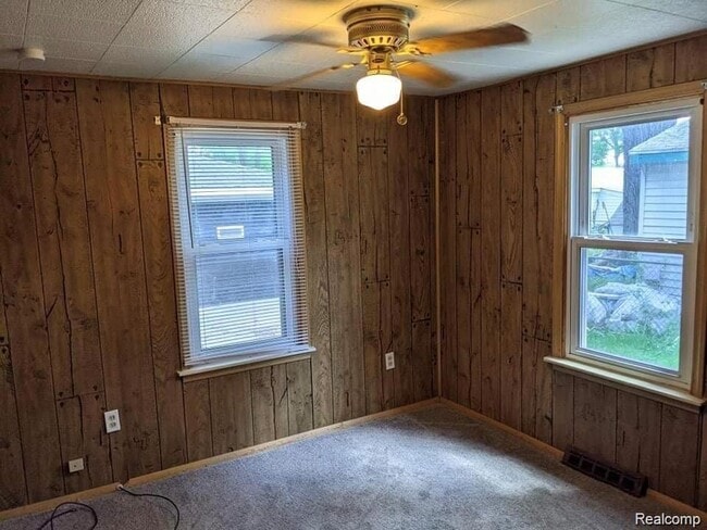 Building Photo - 7275 Cherokee St