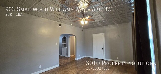 Building Photo - 2BD/1BA  Apartment within Walking distance...