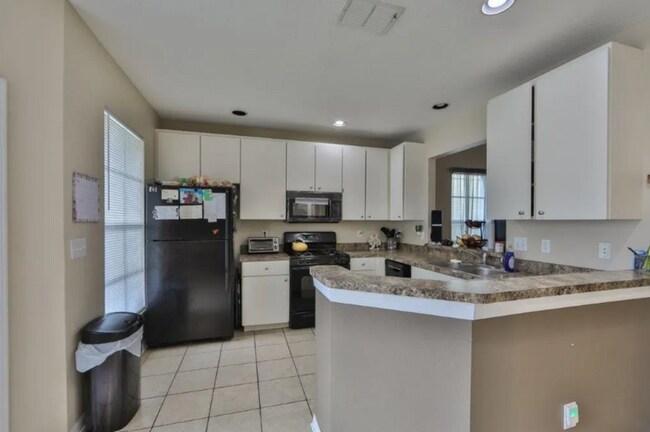 Building Photo - 16221 Bridgewalk Dr