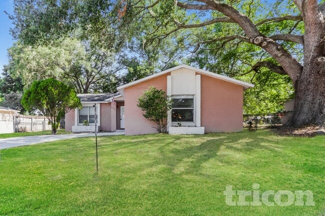 Building Photo - 605 Missionwoode Dr