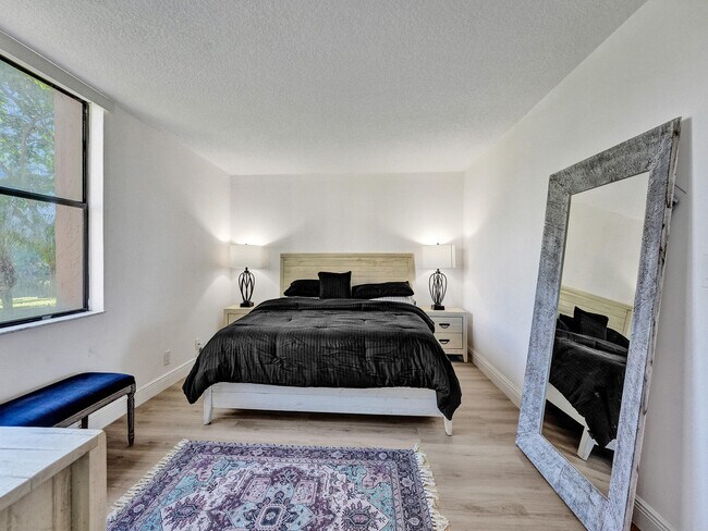 Building Photo - 955 Dotterel Rd
