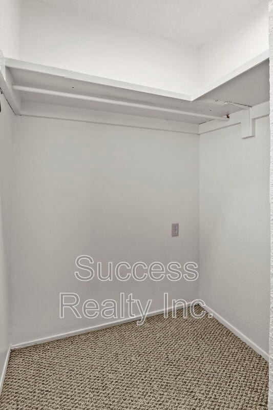 Building Photo - 5440 Viceroy Dr