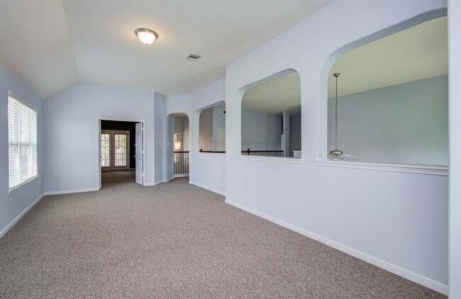 Building Photo - 6410 Drayton Hall