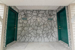 Building Photo - 6033 Springside Ln