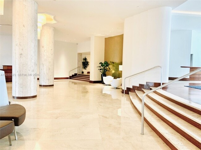 Building Photo - 5151 Collins Ave