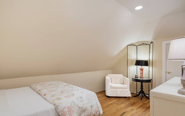 Building Photo - 30 Towhee Trail