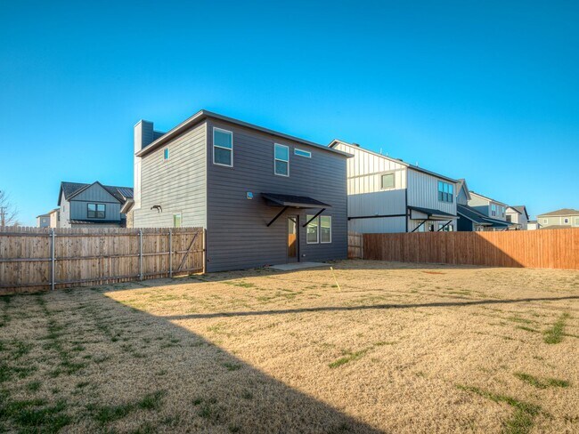 Building Photo - Beautiful New Construction Home in Oklahom...