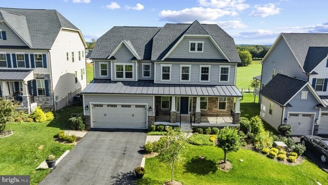 Building Photo - 7147 Starmount Ct