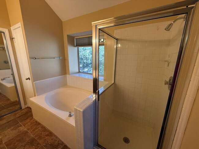 Building Photo - 1307 Rockridge St