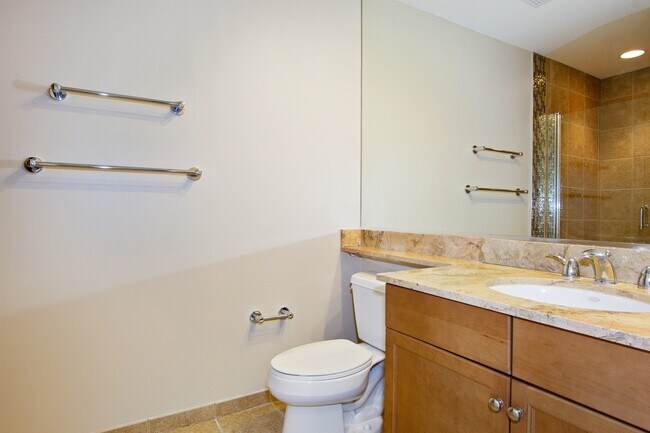 Building Photo - 130 N Garland Ct