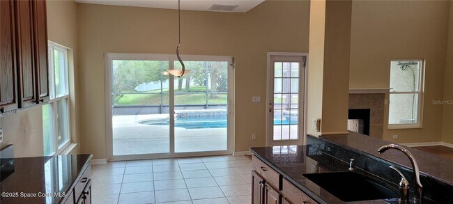Building Photo - 1721 Saffron Plum Ln