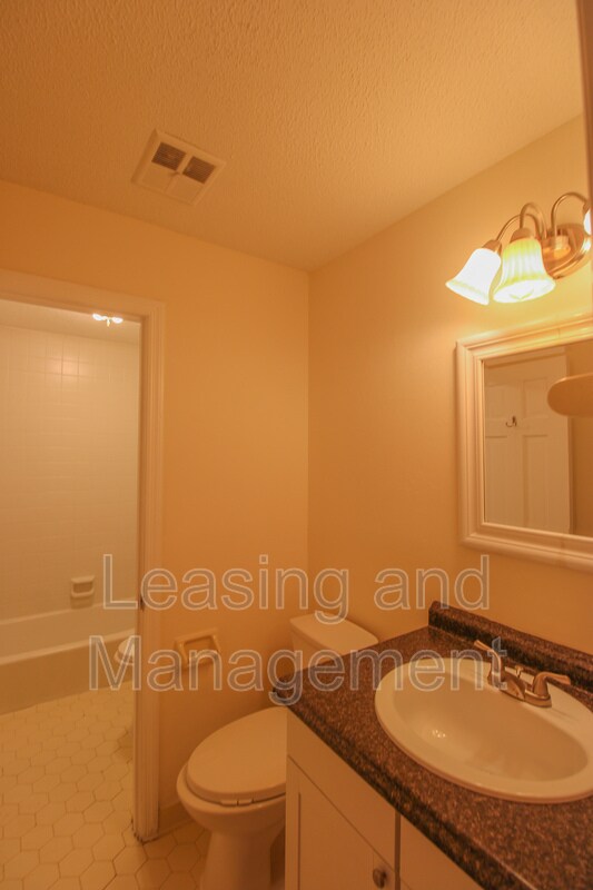 Building Photo - 910 Sea Gull Dr