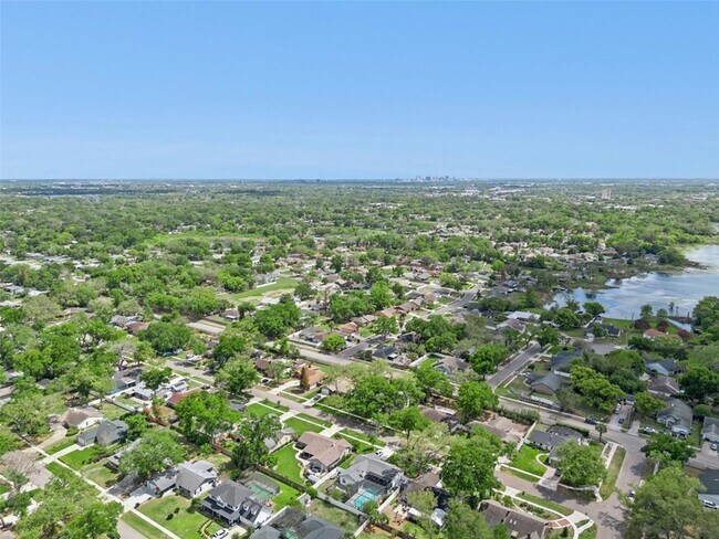Building Photo - 4136 Tall Tree Dr