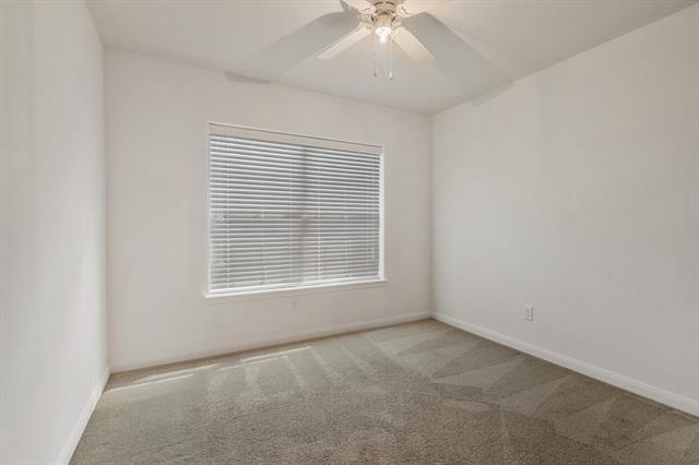 Building Photo - 12669 Forest Lawn Rd