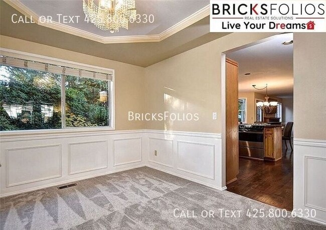 Building Photo - Luxurious 5-bedroom home in Sammamish with...