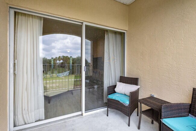 Building Photo - 2060 Greenview Shores Blvd