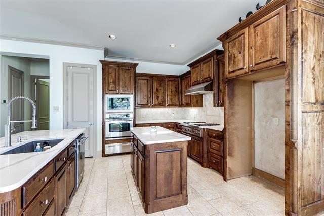Building Photo - 8200 Craftsbury Ln