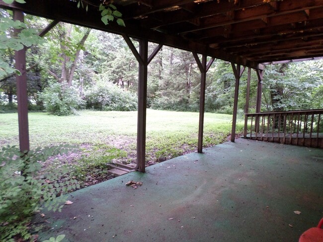 Building Photo - House on Browning available soon