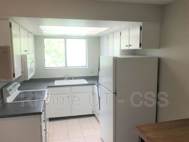 Building Photo - 4633 S Quail Vis Cv