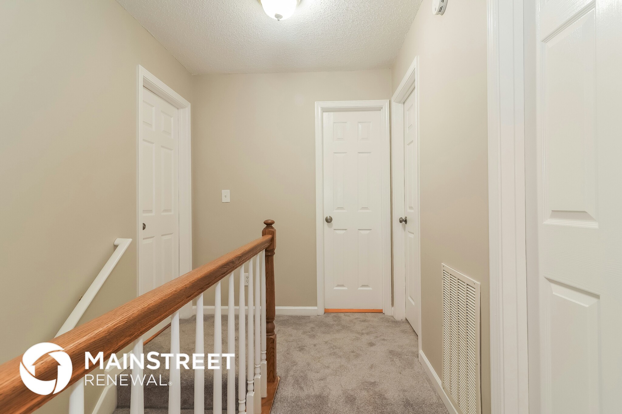 Building Photo - 16 Stoneybrook Ct SE