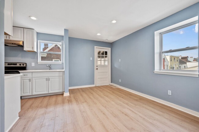 Building Photo - 4631 Torley St