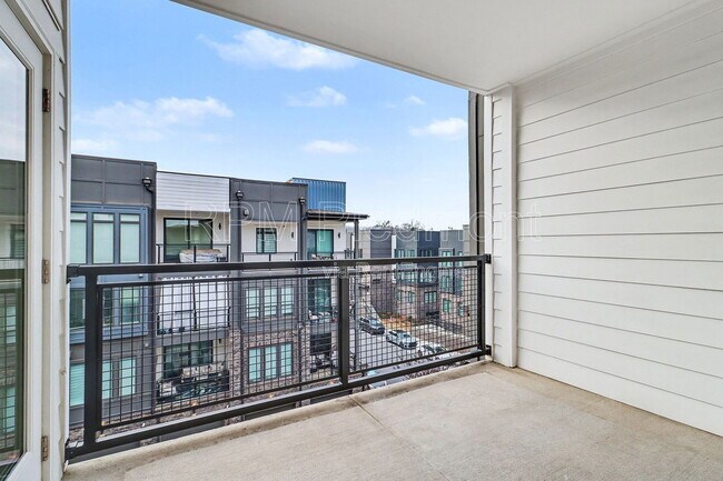 Building Photo - 383 Pratt Dr SE