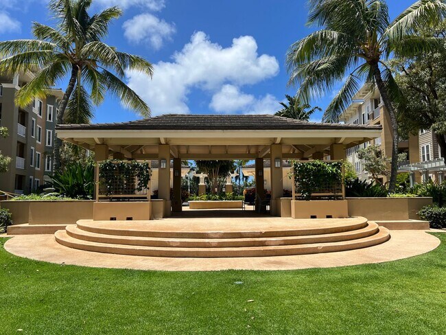 Building Photo - Colony at the Peninsula - 3 Bedroom 2 bath 2 Parking in Hawaii Kai