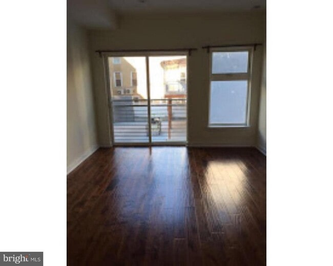 Building Photo - 624 N 11th St