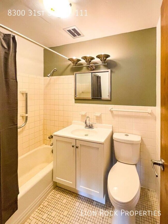 Building Photo - 8300 W 31st St