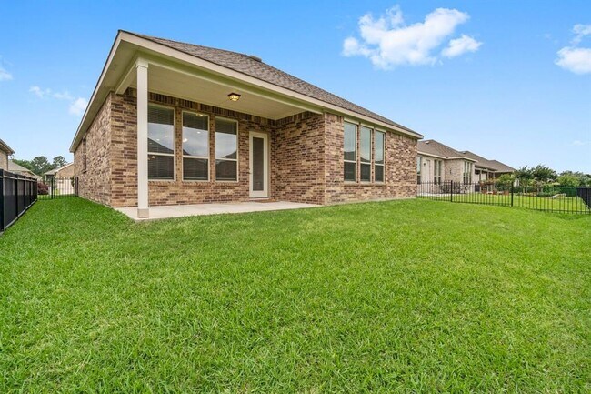 Building Photo - 128 Wild Wick Wy