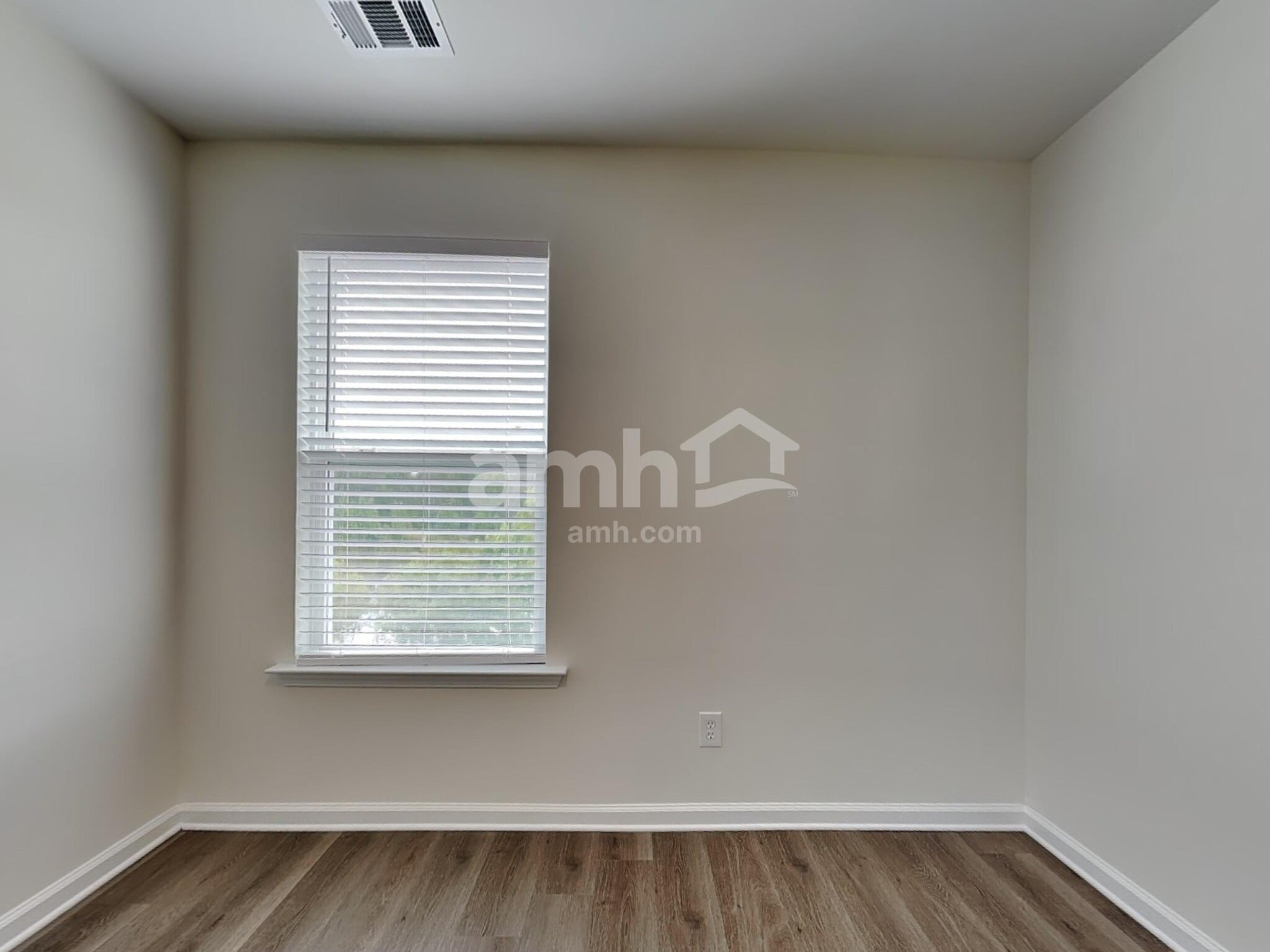 Building Photo - 104 Tupelo Ct