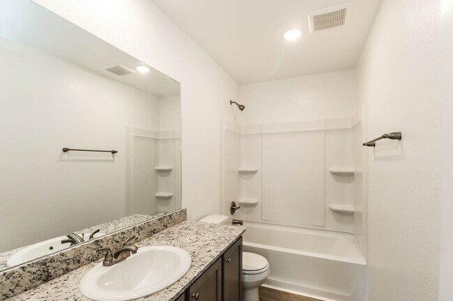 Building Photo - 10735 Sunlit St