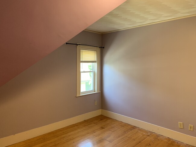 Building Photo - 14 Marlboro St