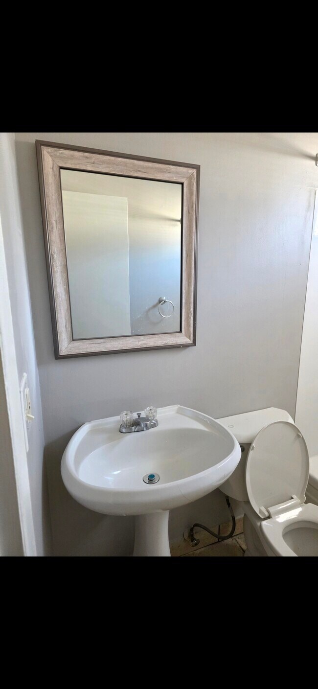 Building Photo - 20766 Ehlert Ave