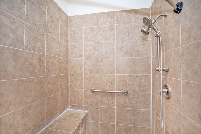 Building Photo - Yuma East Rental Available.