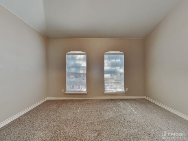 Building Photo - 1116 Monticello Dr