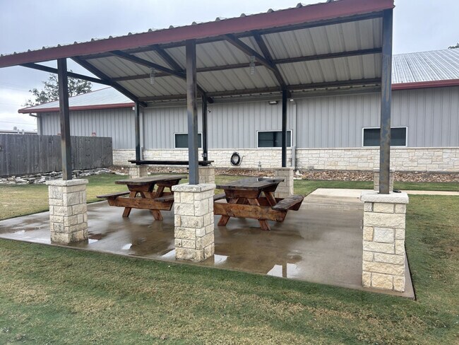 Building Photo - 6166 Imperial Loop Dr